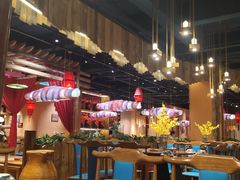 大堂-老滇山寨•云南特色菜•地方菜•民族风情歌舞表演(金碧店)