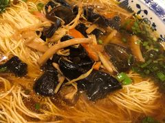 -新木器时代餐厅(太湖新天地店)