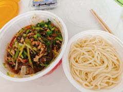 -方铲铲·成都板凳面(滨江银泰店)