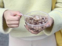 酒酿元宵-芳婆糕团店(王府大街店)