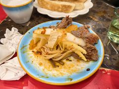 -金鼎雪山牦牛杂火锅(理县总店)