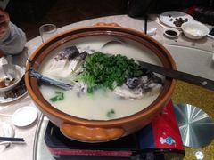鱼头汤-千岛湖鱼味馆(十字街总店)