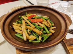 虾酱豆角者土豆-半岛太子酒家(海港城店)