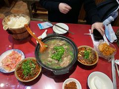 跷脚牛肉-谢老五跷脚牛肉·非遗传承店