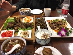 -老兰家传统烧烤炒菜泡馍(小南门店)
