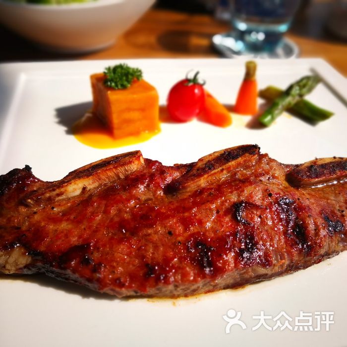 罗孚宫法宴牛排