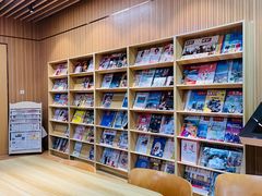 -漕河泾街道图书馆(漕河泾社区文化活动中心店)