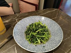 -海派悦庭·海胆烧麦·新融合菜(凯德广场店)