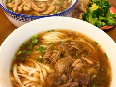 -矮子粉店1985·长沙米粉(湘春路店)