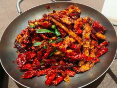 宫爆松板肉-山石榴·贵州菜(陆家嘴中心店)