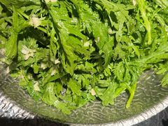 -亚龙湾亚泰商业街