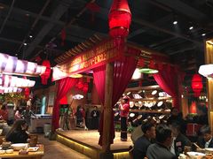 大堂-老滇山寨•云南特色菜•地方菜•民族风情歌舞表演(金碧店)