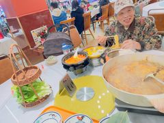 -刘姐啤酒鱼民族演艺餐厅(西街总店)