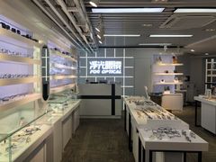 -浮光眼镜·蔡司视觉合作·数字验配中心(陆家嘴店)