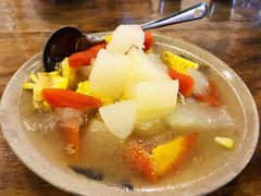 -老鼎万春卤菜(鹭湖宫8区店)