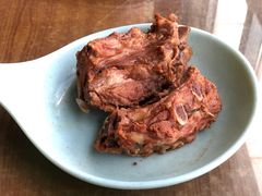 特色大铁锅烀腔骨-95号酱骨·一块豆腐(展春园西路店)