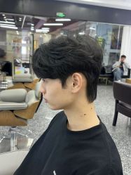 -藤野造型·烫·染发型设计店