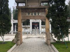 -梅村泰伯庙