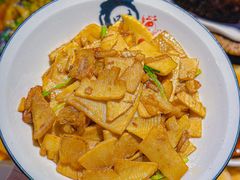 -谢氏老金口渔村(王家墩店)