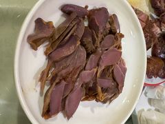 -老鼎万春卤菜(五代传承创始老店)