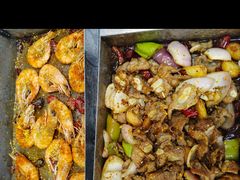 -老东镇啤酒屋海鲜加工·蒸汽海鲜·海鲜烧烤(台东店)