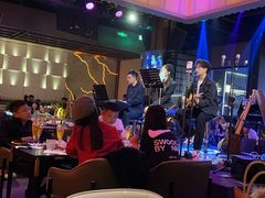 -洛缦音乐餐厅(工业展览馆万象城店)