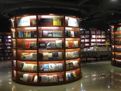 -新华书店(印象城店)