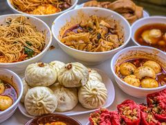 -李与白包子铺(桐梓林店)