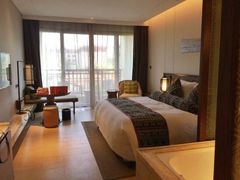 -西双版纳融创皇冠假日度假酒店