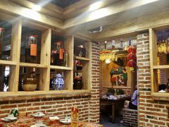 -闯关东东北农家菜(崂山石老人店)
