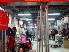 -钱万里桥小商品市场