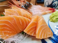 三文鱼刺身-黑门食堂