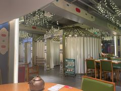 -娜仁图雅蒙古美食村(33小镇店)