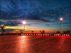 -东港音乐喷泉广场