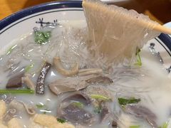 -鸭小妹鸭血粉丝(老门东店)