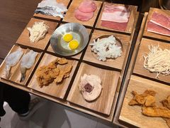 -银米·云南传统过桥米线(双廊黑金冠店)