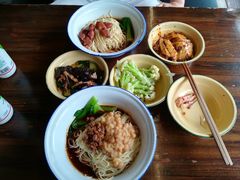 -东三里屯豌杂面