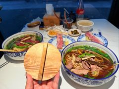 -镇南锅盖面馆(解放路店)