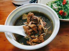 松茸炖鸡-玉滋補