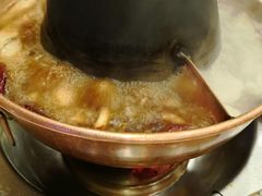 -盛元盛居传统炭火锅(绿园店)
