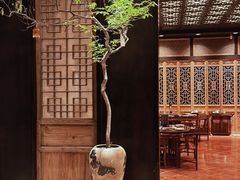 -龙悦湾酒家·八阵鱼生·渔人码头店