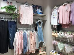 -乐友孕婴童(北京乐友双井店)
