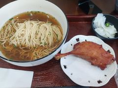 -百年老字号·观振兴蟹黄面·三虾面·苏式面(观前街富仁坊巷店)