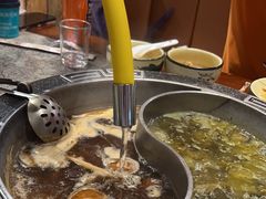 -八次方巴乡石锅鱼·金海湖水库活鱼(谷丰东路店)