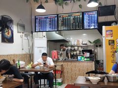 大堂-秦云老太婆摊摊面(蓝光锦绣店)