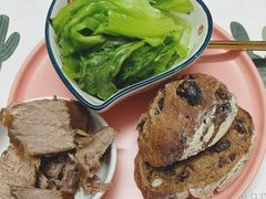 黑麦南瓜子提子欧包-PAPER STONE BAKERY(天环店)