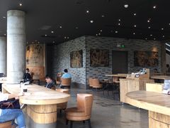 大堂-星巴克臻选(湖滨道店)