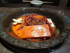 -红九格老火锅(三峡广场店)