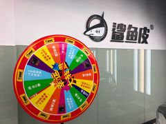 -鲨鱼皮汽车凹陷玻璃修复(静安店)