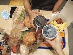 -汉堡王(大连柏威年餐厅店)